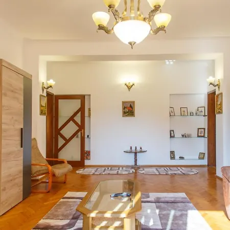 Apartment Barok Brasov